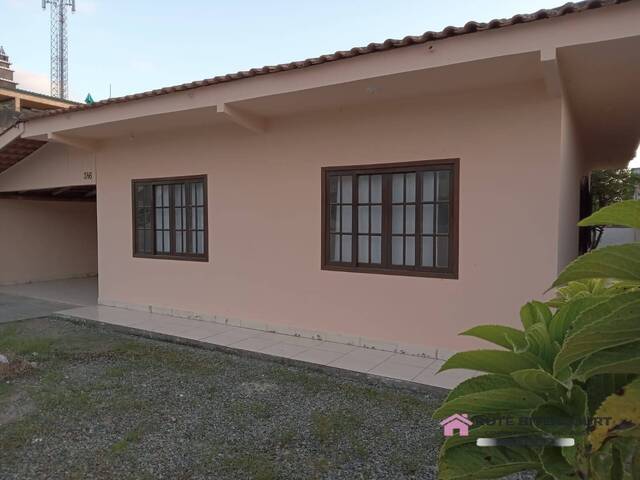 #4 - Casa para Venda em Balneário Barra do Sul - SC - 2