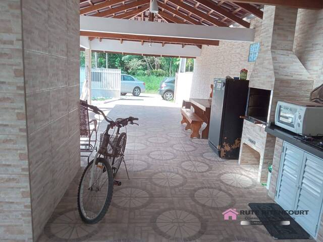 Casa para Venda em Balneário Barra do Sul - 5