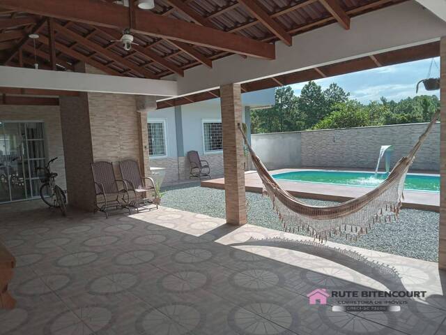 Casa para Venda em Balneário Barra do Sul - 4