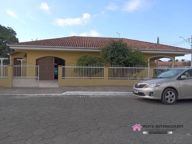#12 - Casa para Venda em Balneário Barra do Sul - SC