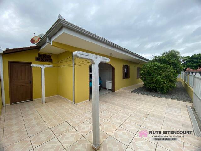 Casa para Venda em Balneário Barra do Sul - 4