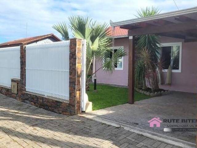 Casa para Venda em Balneário Barra do Sul - 2