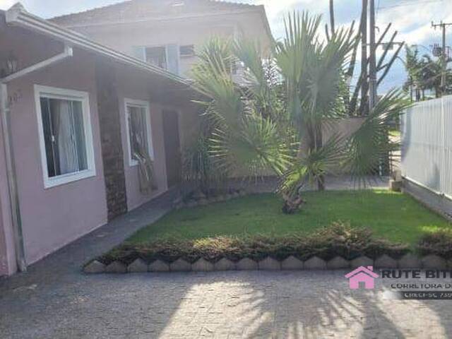 Casa para Venda em Balneário Barra do Sul - 4