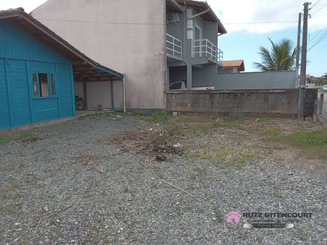 Casa para Venda em Balneário Barra do Sul - 3